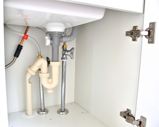 洗面台の排水栓の破損